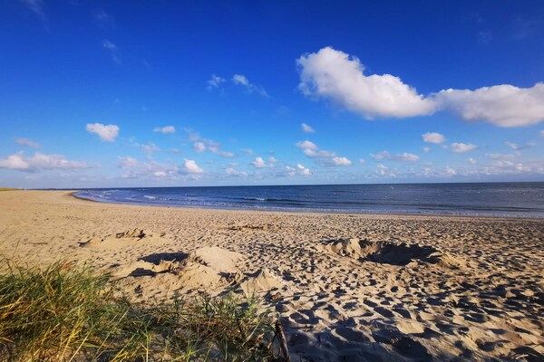 Foto van Luxe Strandverblijf in Blavand-By Traum - Vakantiehuis in Blåvand - WaterView