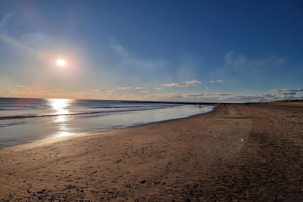 Foto van Luxe Strandverblijf in Blavand-By Traum - Vakantiehuis in Blåvand - WaterView