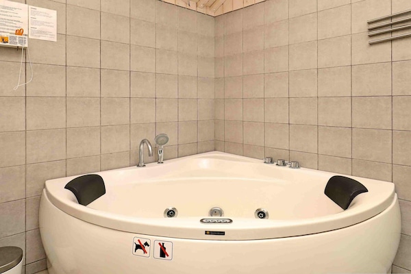 Foto van 10 persoons vakantie huis in Væggerløse-By Traum - Spa
