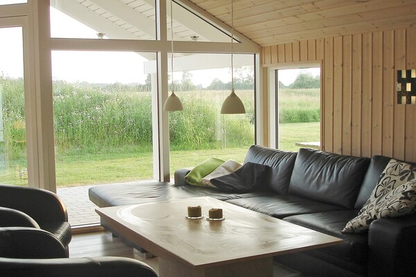 Foto van Luxe retraite met spa -- By Traum Ferienwohnungen - Vakantiehuis in Idestrup - Indoor