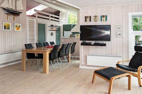 Foto van Strandplezier in Lyngsbaek -- By Traum Ferienwohnungen - View