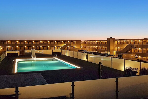 Foto van 4 persoons vakantie huis op een vakantie park in Blokhus - Pool