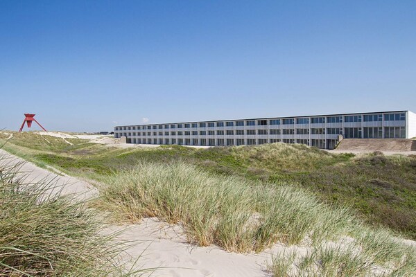 Foto van 4 persoons vakantie huis op een vakantie park in Blokhus - Outdoor