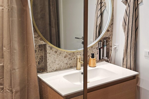 Foto van Afgelegen toevluchtsoord met hottub -- By Traum Ferienwohnungen - View