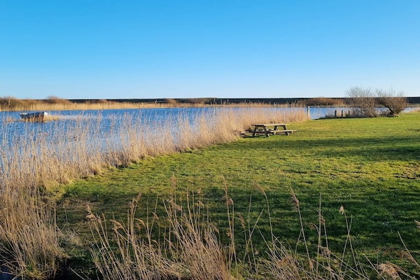 Foto van Rietgedekt huisje met spa - Vakantiehuis in Blåvand - WaterView