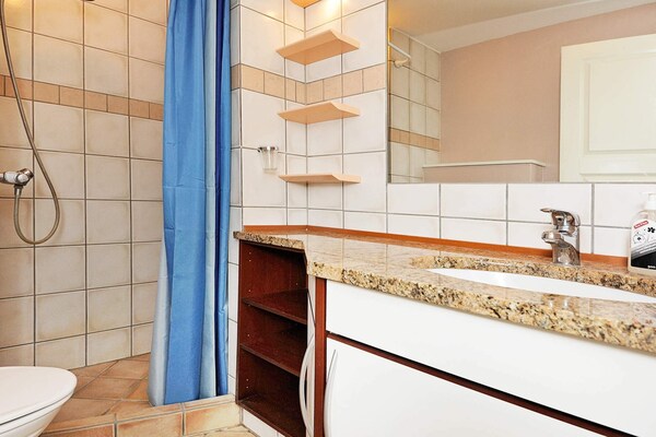 Foto van Rietgedekt huisje met spa - Vakantiehuis in Blåvand - Indoor
