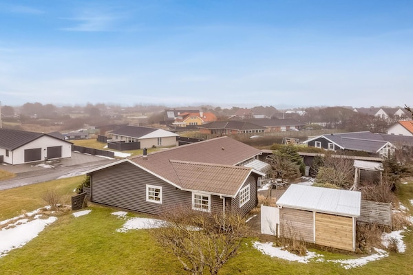 Foto van 4 sterren vakantie huis in Hjørring - Vakantiehuis in Hjørring - Outdoor