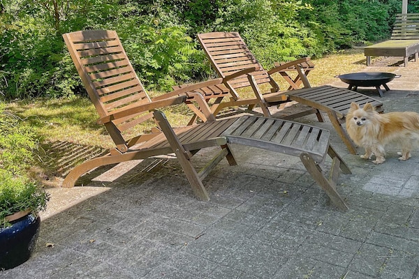 Foto van Rustige oase met zwembad - Vakantiehuis in Ørsted - Outdoor
