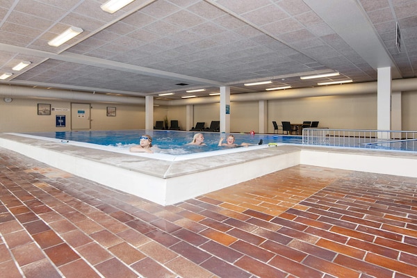 Foto van 4 persoons vakantie huis op een vakantie park in Fanø - Untagged