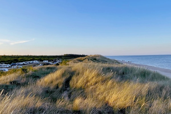 Foto van Gezellig strandhuis in albaek -- By Traum Ferienwohnungen - WaterView