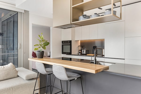 Foto van Prachtig hoogbouwappartement met skybar, zwembad en sportschool - Kitchen