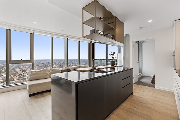 Foto van Prachtig hoogbouwappartement met skybar, zwembad en sportschool - Kitchen