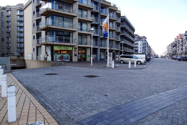 Foto van Appartement in Nieuwpoort vlakbij zandstranden - Vakantiehuis in Nieuwpoort - ExteriorSummer