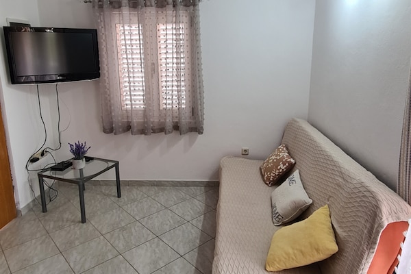 Foto van Appartement in Privlaka bij Prachtige Stranden - Vakantiehuis in Privlaka - DiningRoom