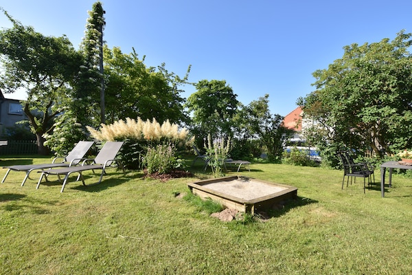 Foto van Romantische Ferienwohnung in Boldenshagen - Vakantiehuis in Kröpelin OT Boldenshagen - GardenSummer