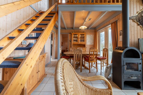 Foto van Rust aan het meer in Rechlin - Vakantiehuis in Rechlin - DiningRoom