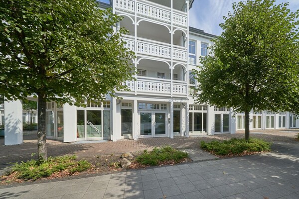 Foto van Charmant vakantieappartement in Sellin met balkon - Vakantiehuis in Sellin - ExteriorSummer