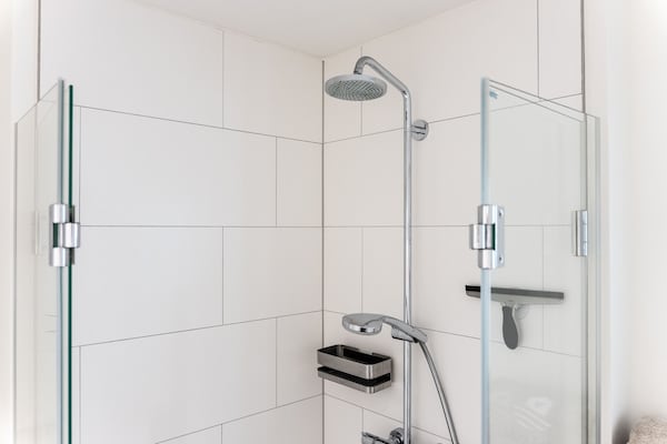 Foto van Bright Beach-Chair Baltic Suite - Vakantiehuis in Travemünde - BathRoom
