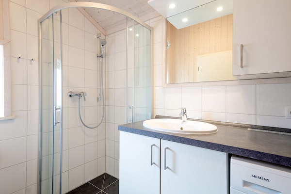 Foto van Charmant Kusthaven voor 6 personen - Vakantiehuis in Großenbrode - BathRoom