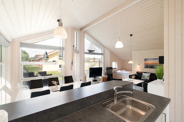 Foto van Baltische Natuurontsnapping voor 6 - Vakantiehuis in Großenbrode - DiningRoom