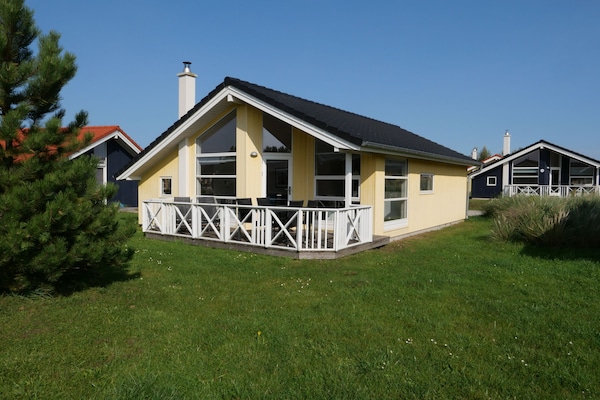 Foto van Chique Cottage voor 6 personen met sauna - Vakantiehuis in Großenbrode - ExteriorSummer
