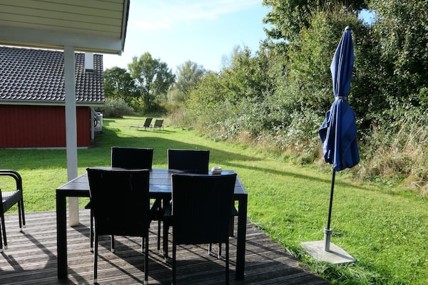 Foto van Chalet in Scandinavische stijl voor 6 personen - Vakantiehuis in Großenbrode - TerraceBalcony