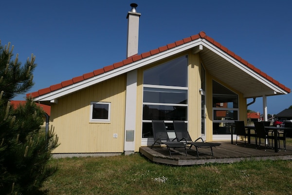 Foto van Coastal Comfort Lodge voor 8 personen - Vakantiehuis in Großenbrode - TerraceBalcony
