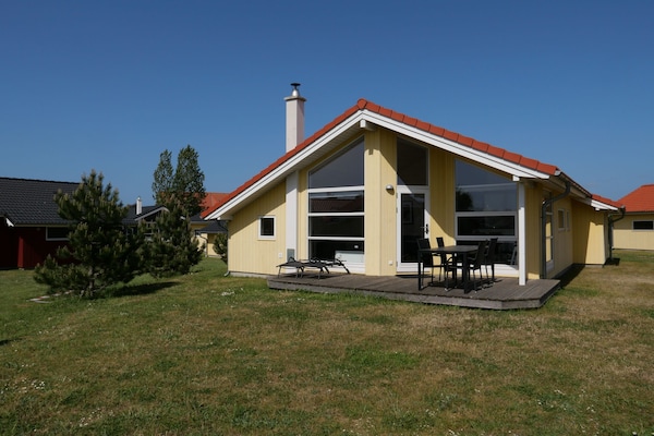 Foto van Coastal Comfort Lodge voor 8 personen - Vakantiehuis in Großenbrode - ExteriorSummer
