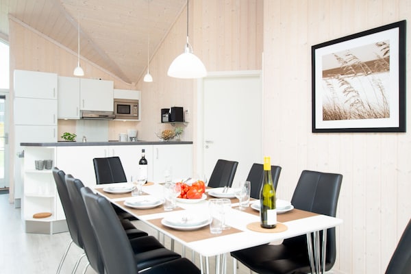 Foto van Art-Decor strandvilla - Vakantiehuis in Großenbrode - DiningRoom