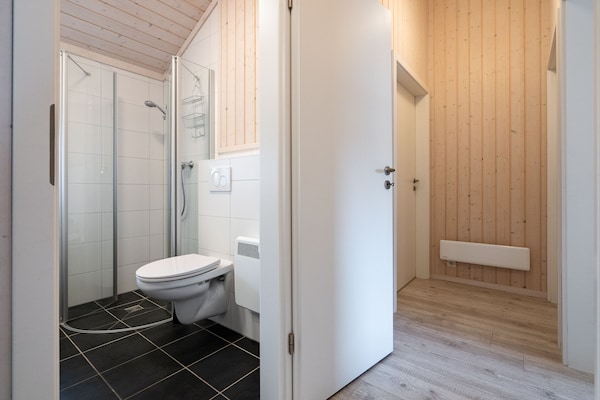 Foto van Coastal Wellness House voor 10 personen - Vakantiehuis in Großenbrode - BathRoom
