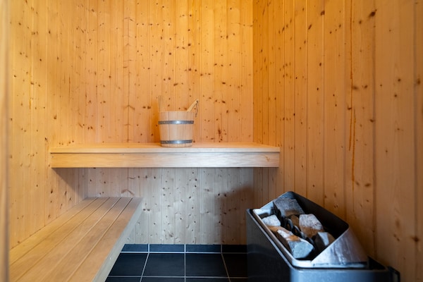 Foto van Coastal Wellness House voor 10 personen - Vakantiehuis in Großenbrode - HouseInfo_Alarm