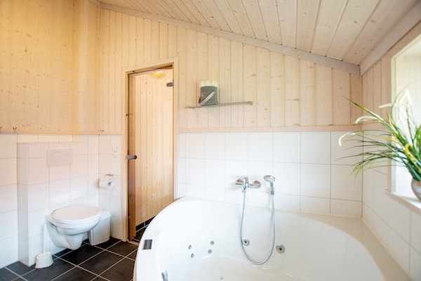 Foto van Baltische haven in Großenbrode - Vakantiehuis in Großenbrode - BathRoom
