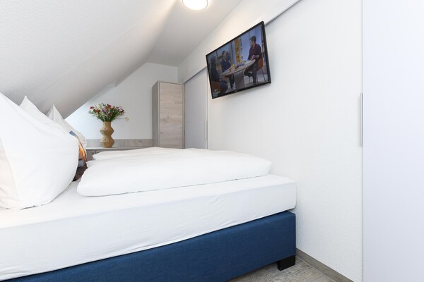 Foto van Comfortabel vakantieapt met terras; Bensersiel - Vakantiehuis in Bensersiel - BedRoom