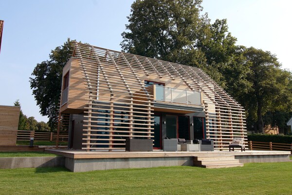 Foto van Chalet met buitensauna in Wendorf - Vakantiehuis in Wendorf - ExteriorSummer