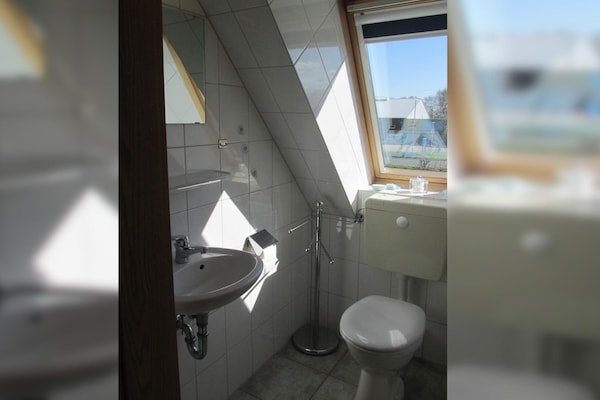 Foto van Vakantiehuis Wattperlchen in Dornum - Vakantiehuis in Neßmersiel - BathRoom