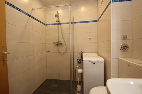 Foto van Vakantiewoning Tiefblick, Dornumersiel - Vakantiehuis in Dornumersiel - BathRoom