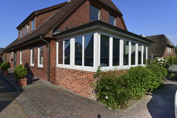 Foto van Vakantieappartement in Wyk-Boldixum op Föhr - Vakantiehuis in Wyk-Boldixum - ExteriorSummer