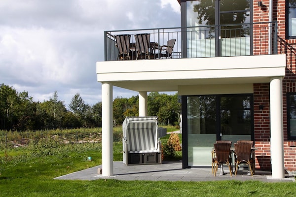 Foto van Appartementen in het Avalon Hotel Bellevue, Fehmarn - ExteriorSummer