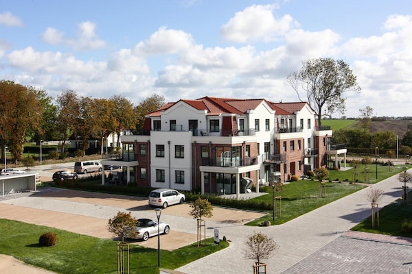 Foto van Appartementen in het Avalon Hotel Bellevue, Fehmarn - ExteriorSummer