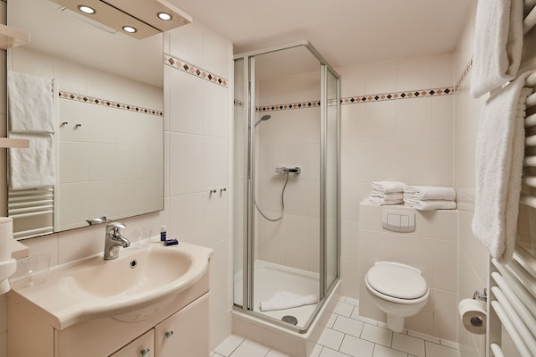 Foto van Appartementen in het recreatiepark Weissenhäuser Strand - BathRoom