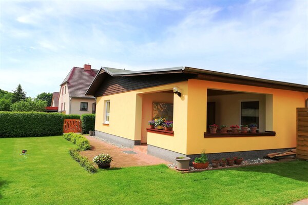 Foto van Vakantiehuis, Zinnowitz - Vakantiehuis in Zinnowitz - ExteriorSummer