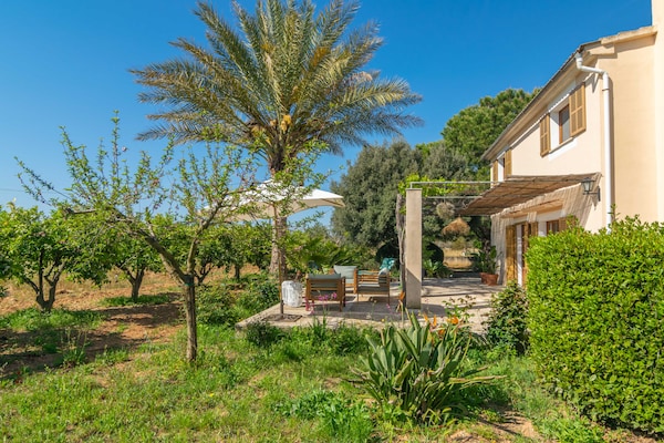 Foto van Rustige familievilla in Fields - Vakantiehuis in Inca, Illes Balears - ExteriorSummer