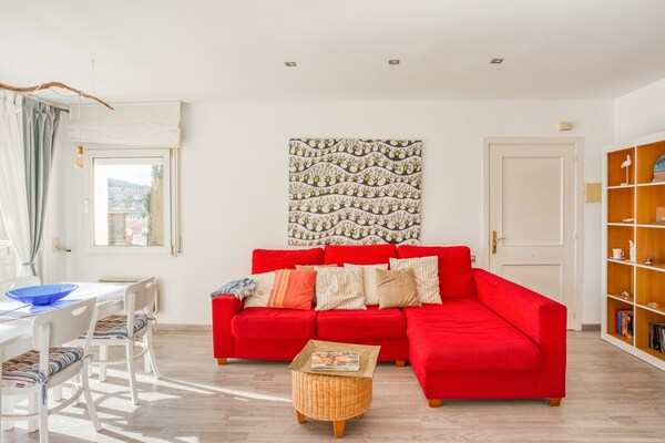 Foto van Mooi appartement in S'Agaró met zwembad - Vakantiehuis in S'Agaró - LivingRoom