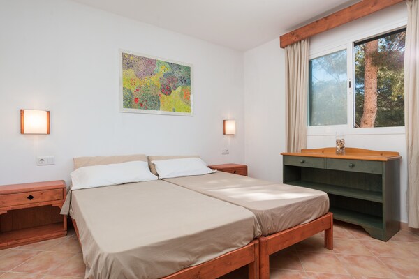 Foto van Burgit - Apartamento En Es Cap Des Moro - Vakantiehuis in Porto Petro, Illes Balears - ExteriorSummer