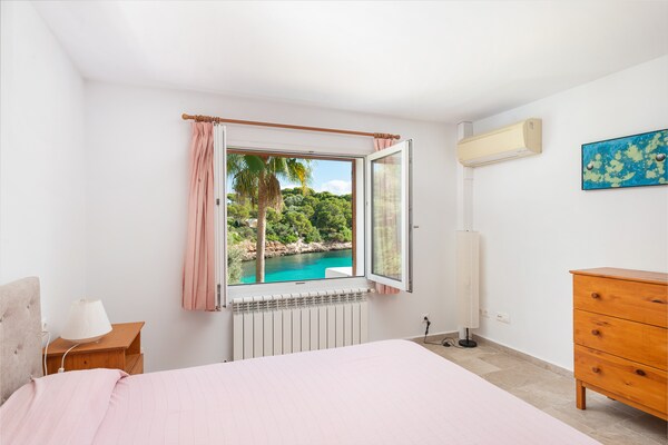 Foto van Villa in Cala d'Or met privé strandtoegang - Vakantiehuis in Cala D'or, Illes Balears - BedRoom