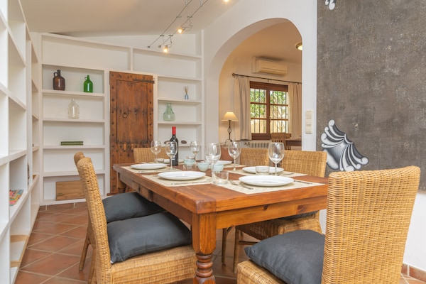 Foto van Villa in Cala Millor met Jacuzzi en Strand - Vakantiehuis in , Illes Balears - 