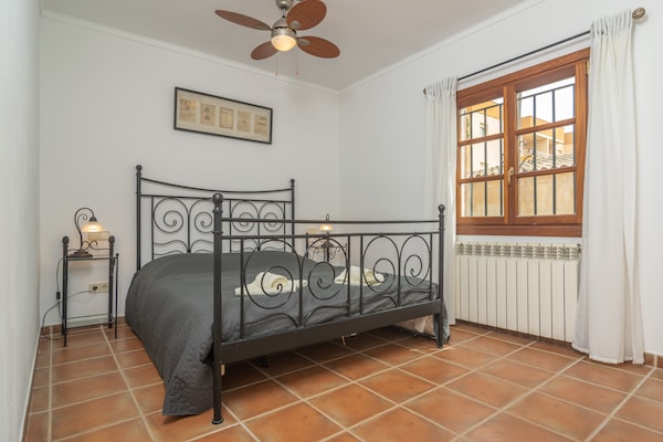 Foto van Villa in Cala Millor met Jacuzzi en Strand - Vakantiehuis in , Illes Balears - 