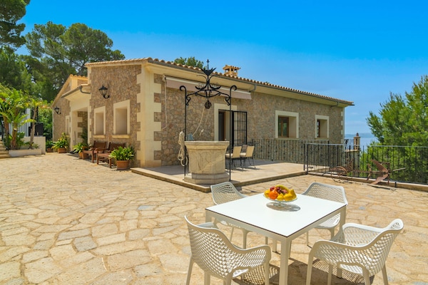Foto van Luxe verblijf met spa, Formentor - Vakantiehuis in , Illes Balears - 