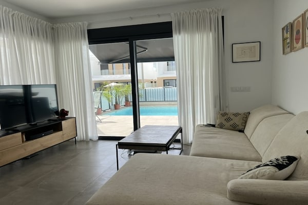 Foto van Casa del Sol – Exclusieve villa, privézwembad en jacuzzi - LivingRoom