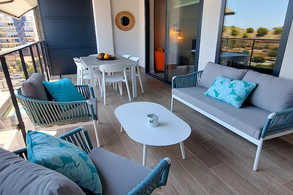 Foto van Appartement in Villajoyosa met Zeezicht & Zwembad - Vakantiehuis in Villajoyossa - TerraceBalcony
